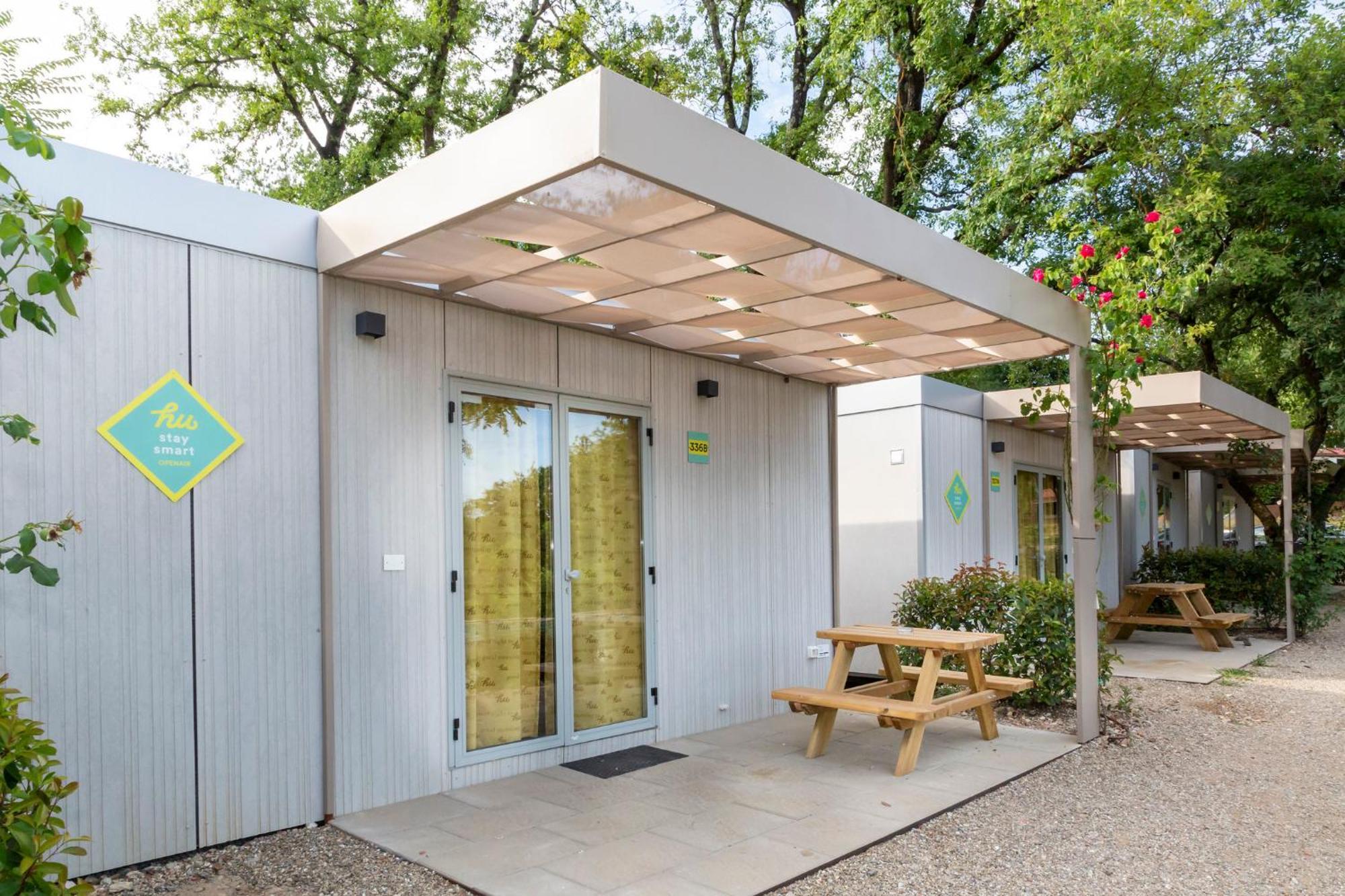 Deluxe Bungalow