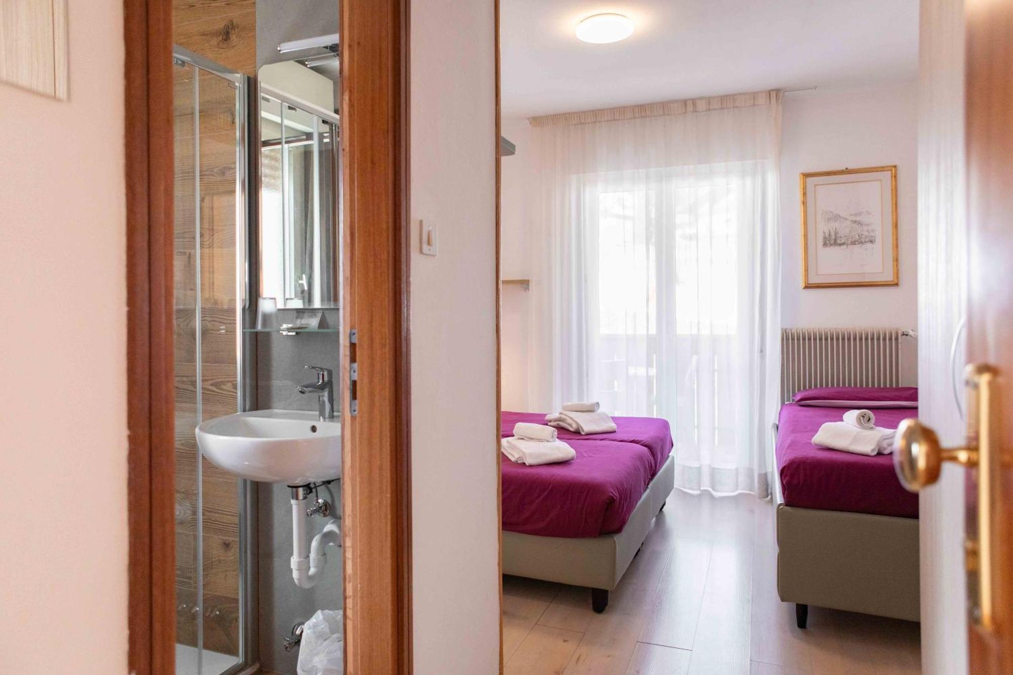 Triple Room Private Bathroom