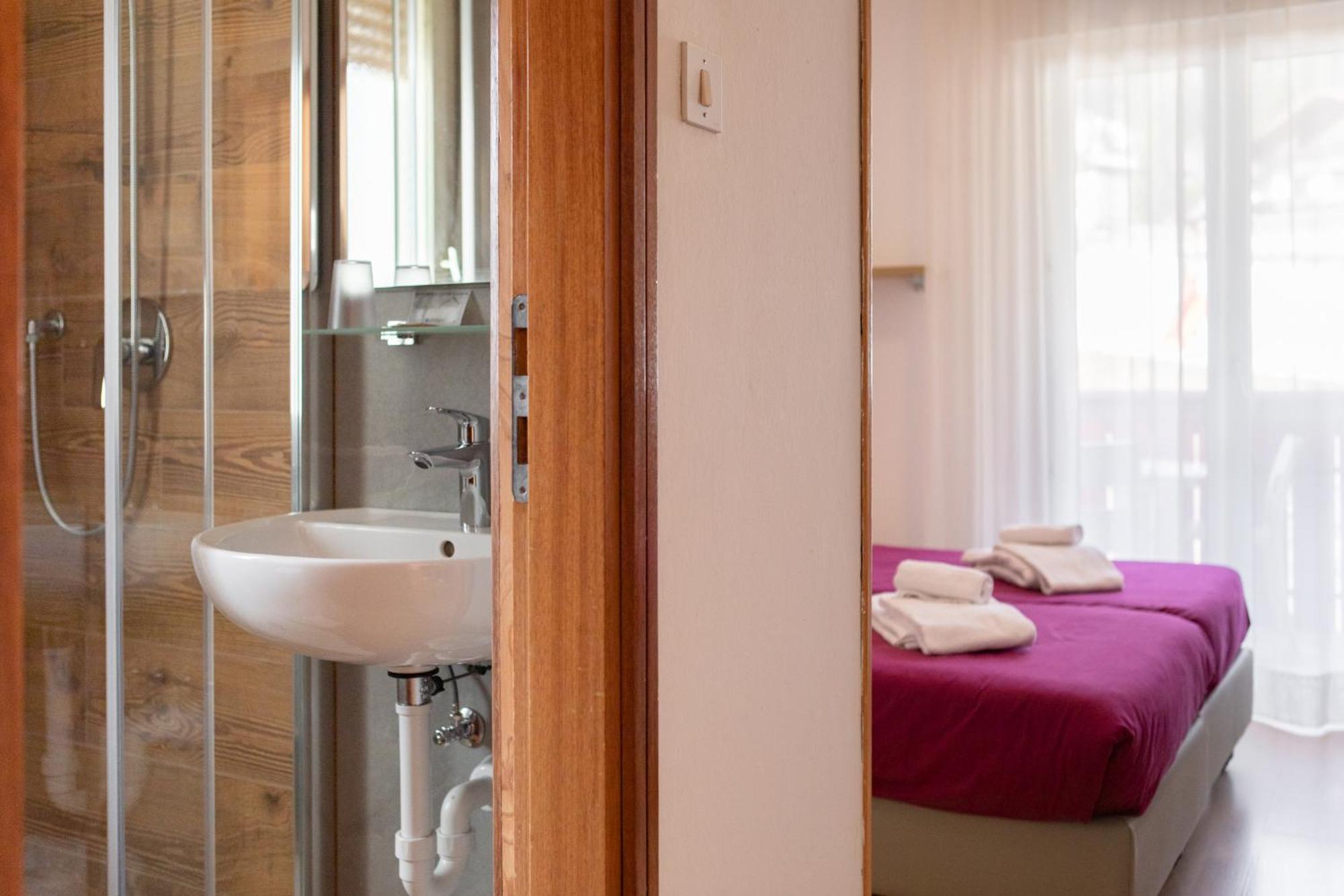 Triple Room Private Bathroom