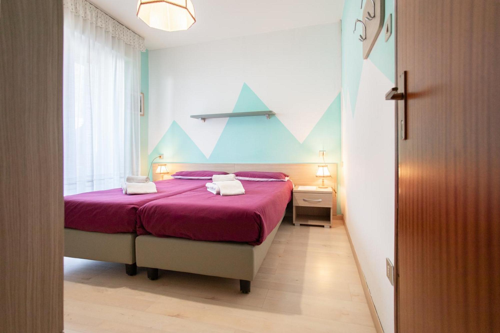Double or Twin Room Private Bathroom