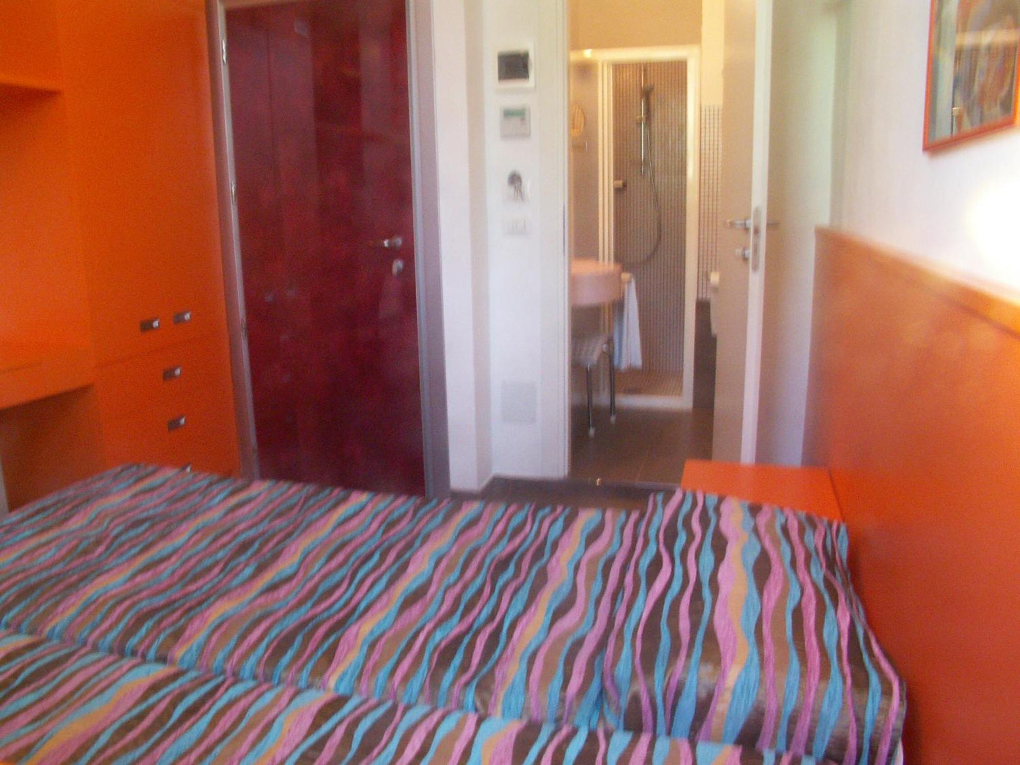 Economy Twin Room