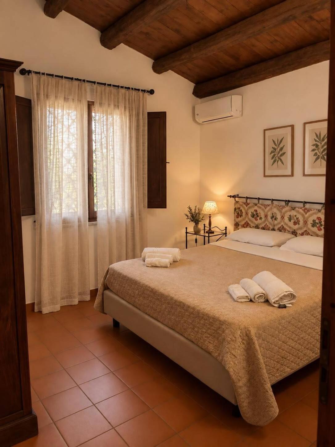 One-Bedroom Cottage