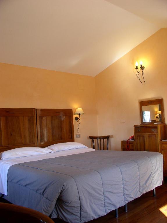 Double or Twin Room Terrace
