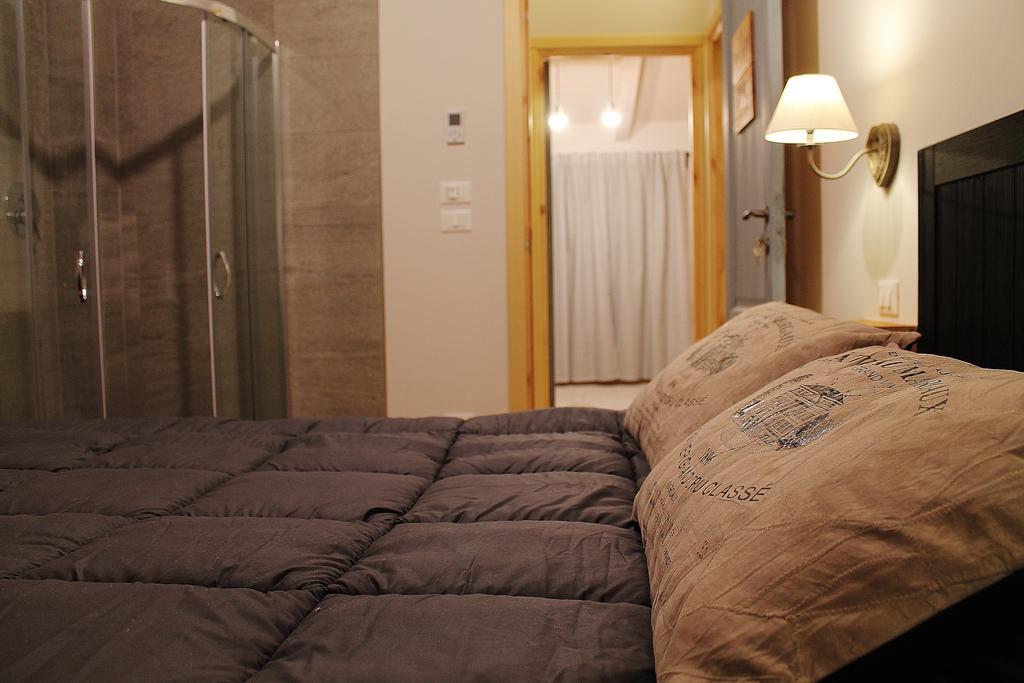 Deluxe Suite Spa Bath