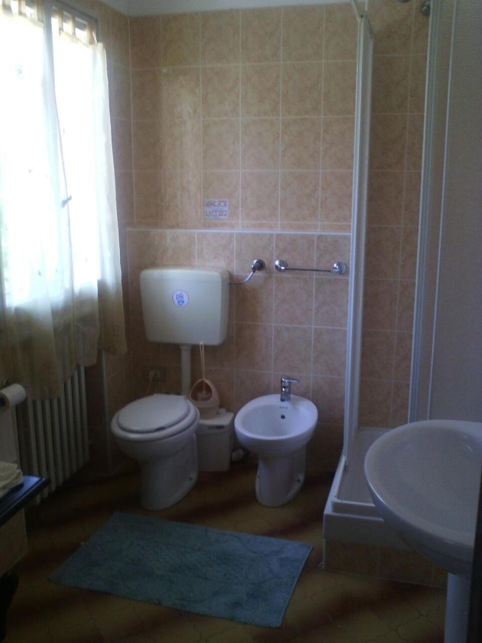 Twin Room Private Bathroom