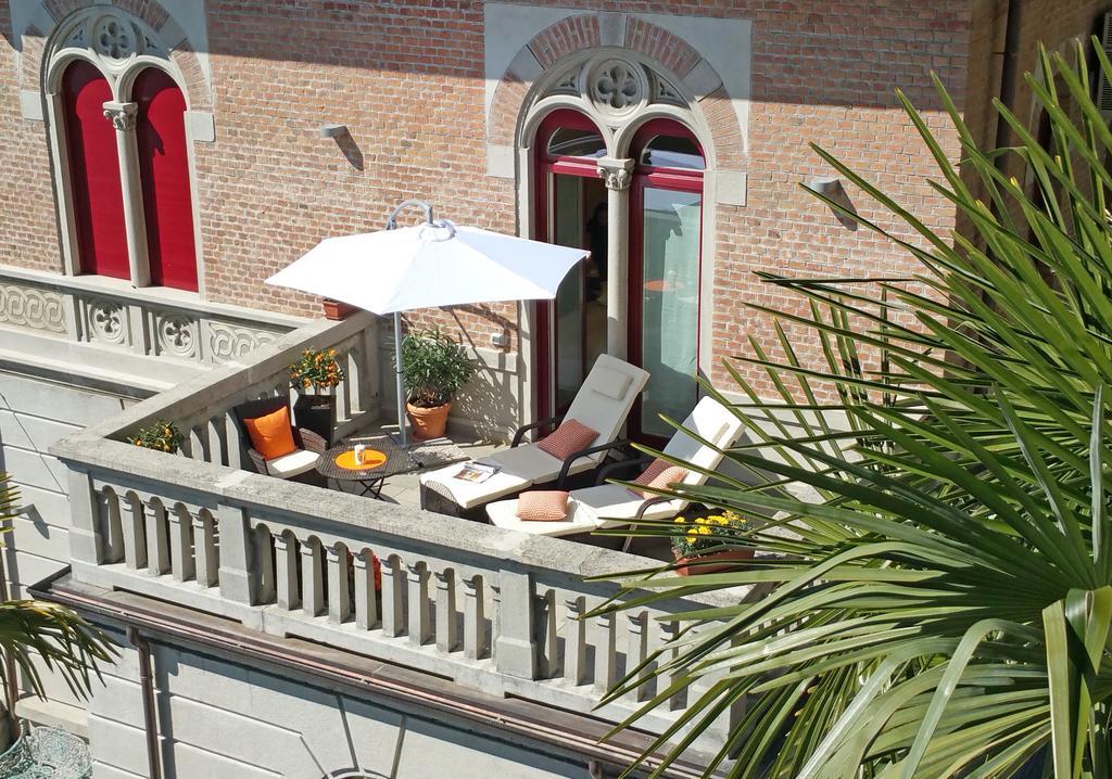 Apartment with Terrace