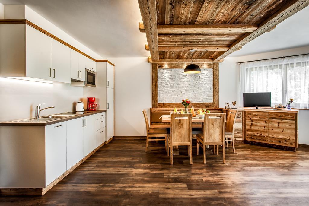 Deluxe Two-Bedroom Apartment
