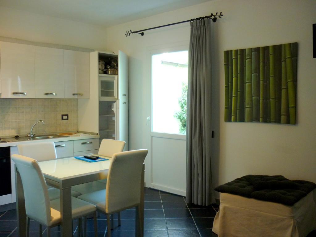 One-Bedroom Apartment,215261066:JPEG