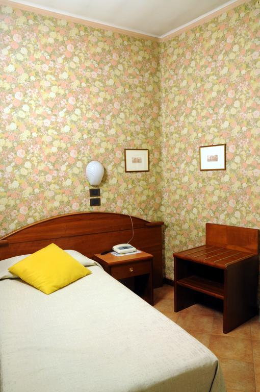 Classic Single Room