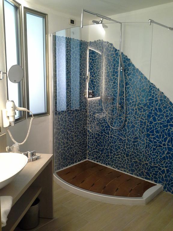 Junior Suite,1765206494:JPEG
