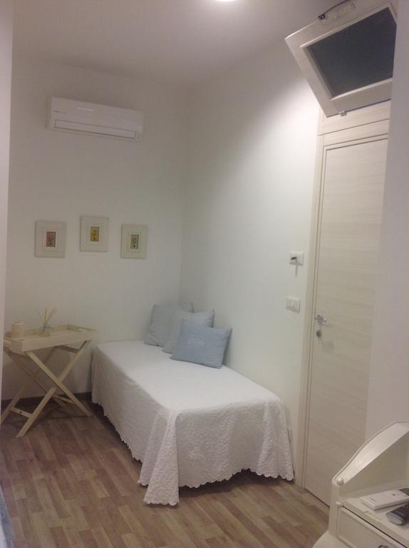 Economy Double Room,247444385:JPEG