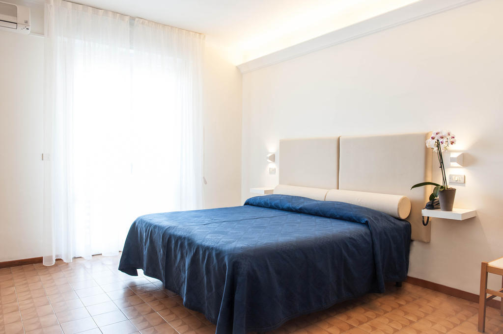 Double Room Partial Sea View