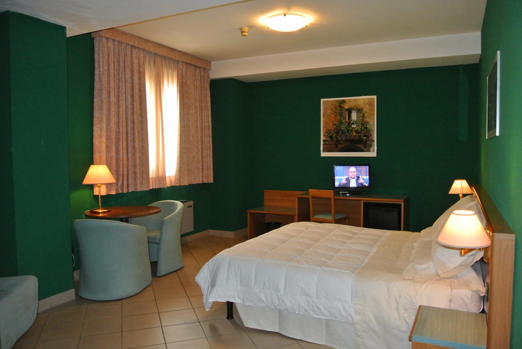 Double Room,362980576:JPEG