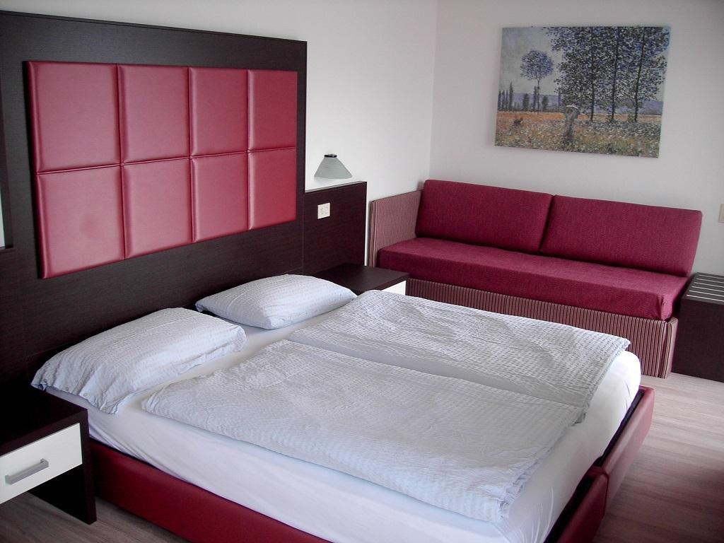 Superior Double Room with Balcony and Lake View