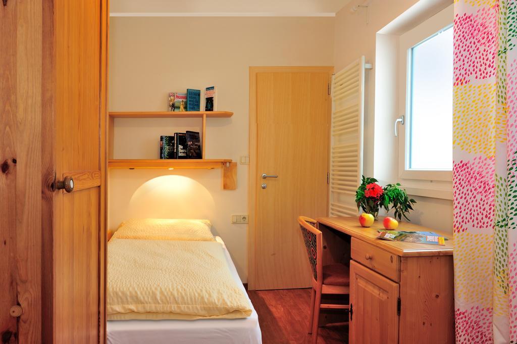 Small Single Room bathroom