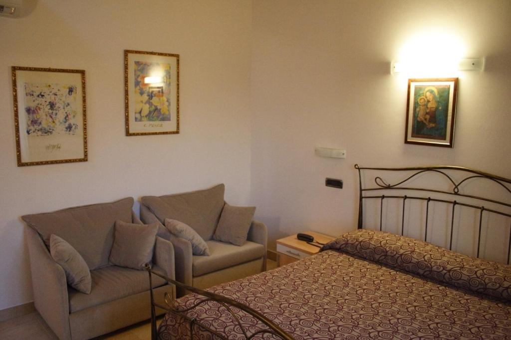Single Room,33241255:JPEG