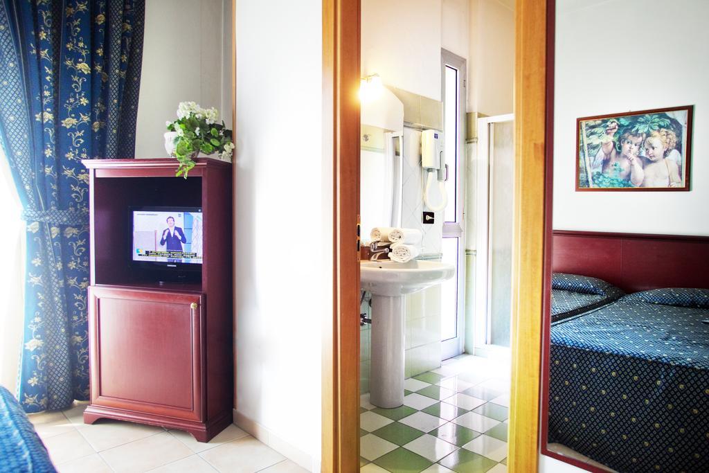 Economy Twin Room