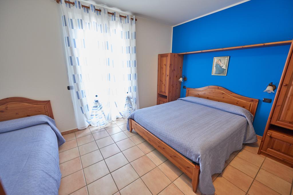 Triple Room Terrace