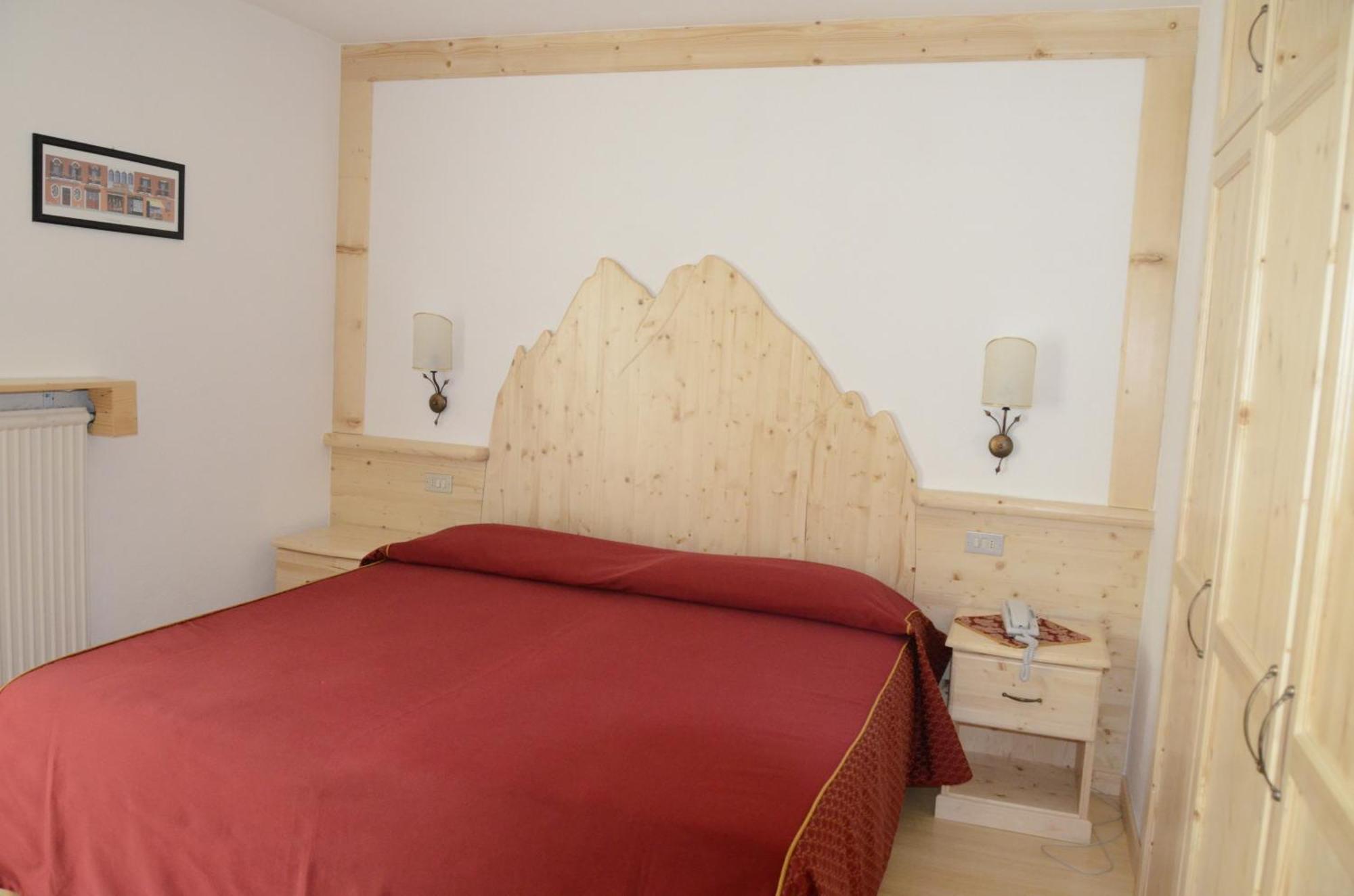 Double or Twin Room,446806359:JPEG