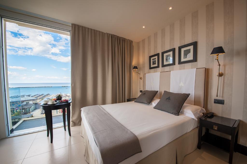 Deluxe Double Room Sea View