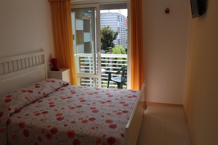 One-Bedroom Apartment,1087582201:JPEG