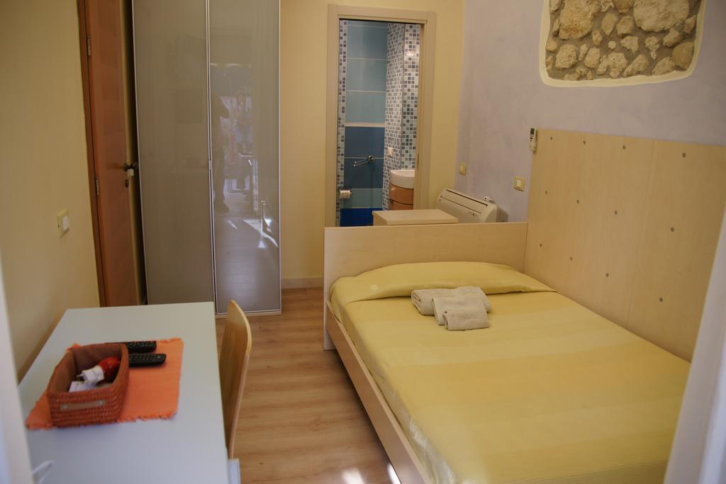 Large Single Room