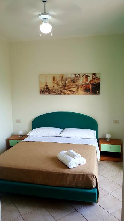 Double Room,356653105:JPEG
