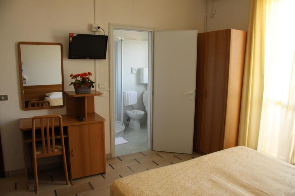 Quadruple Room,68444156:JPEG