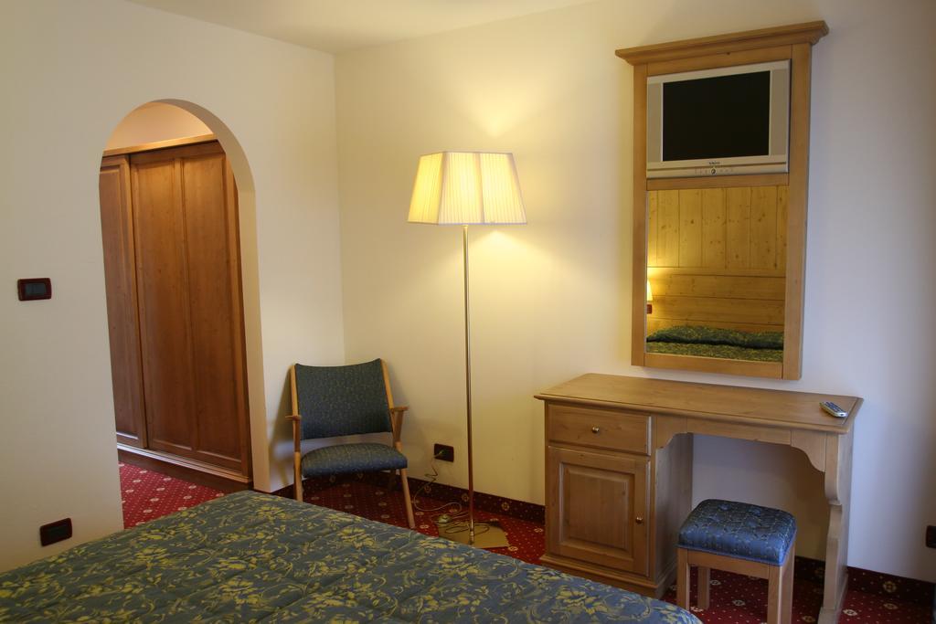Classic Double or Twin Room