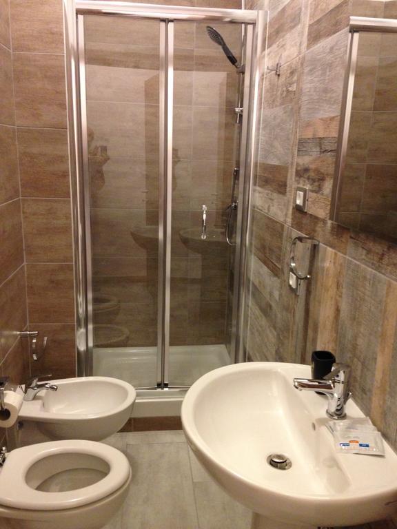 Double or Twin Room,791667204:JPEG