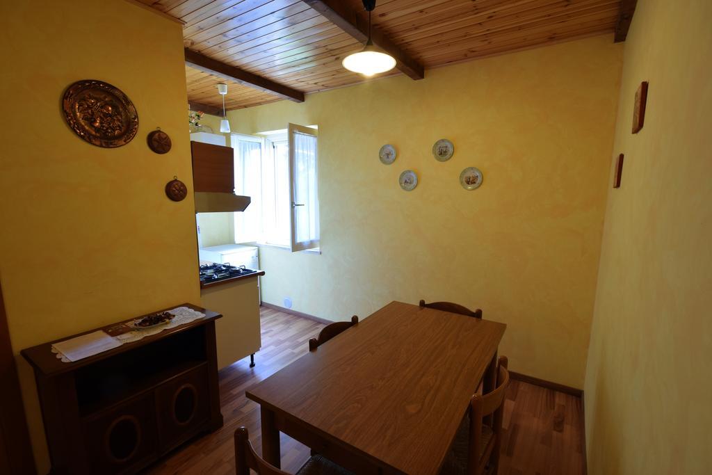 Triple Room Private Bathroom