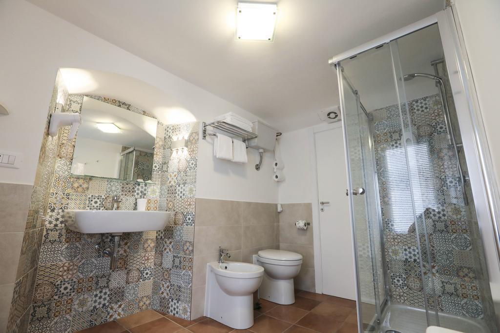 Triple Room Private External Bathroom