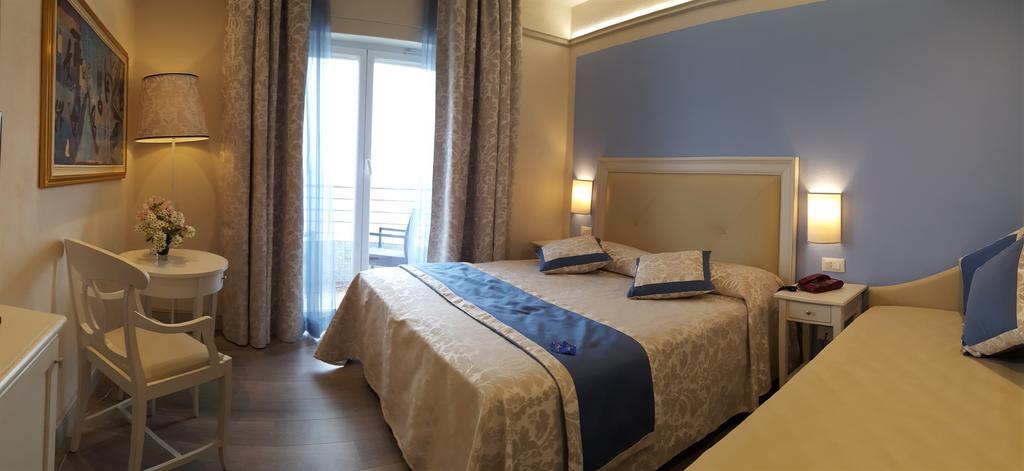 Superior Double or Twin Room Sea View