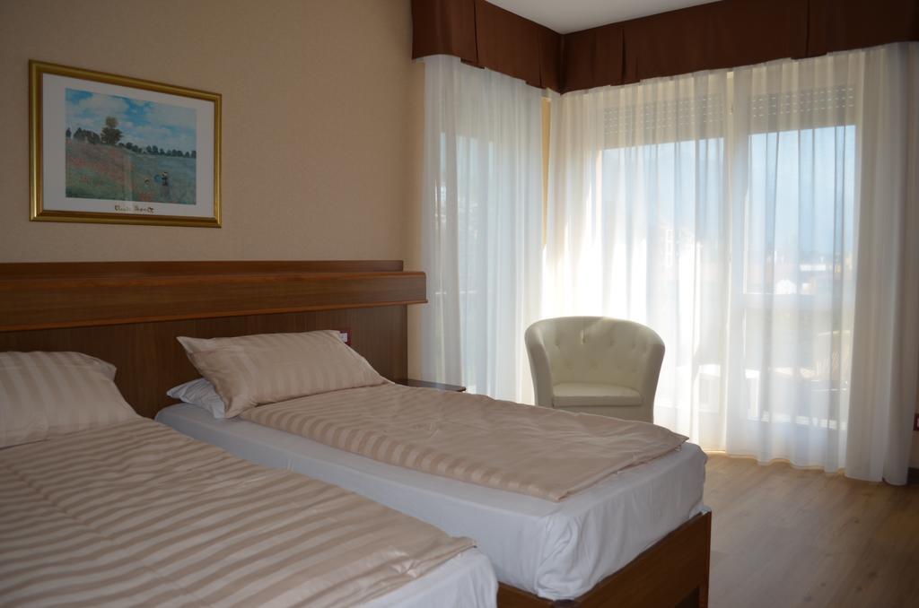 Double or Twin Room with Balcony