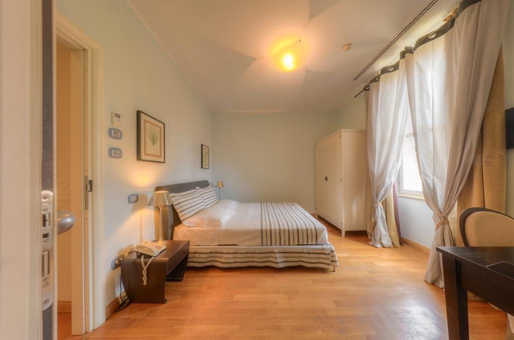 Double Room,408522483:JPEG