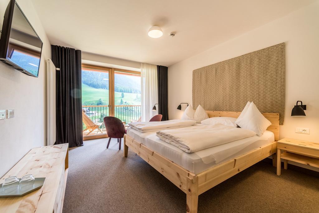 Double Room Balcony,1519995985:JPEG