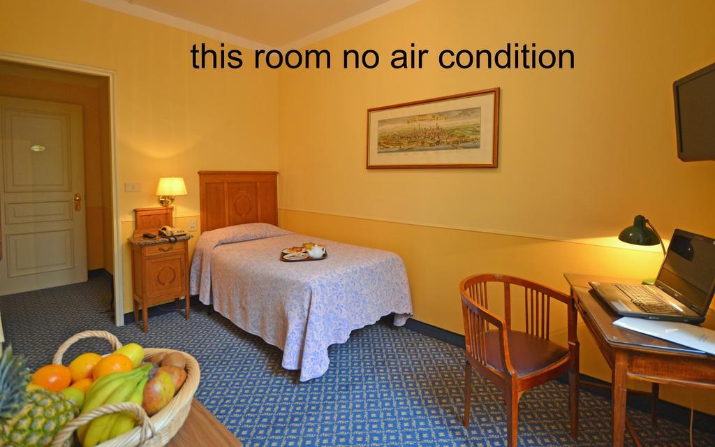 Basic Single Room,423674049:JPEG
