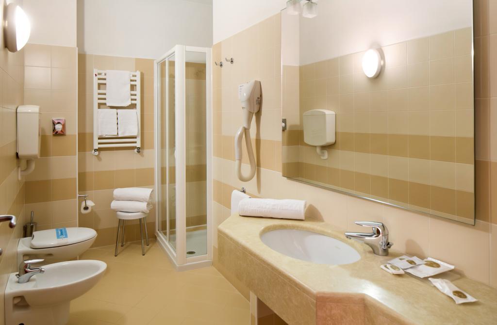 Dreibettzimmer