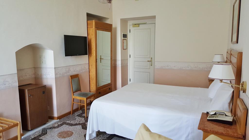 Basic Double or Twin Room