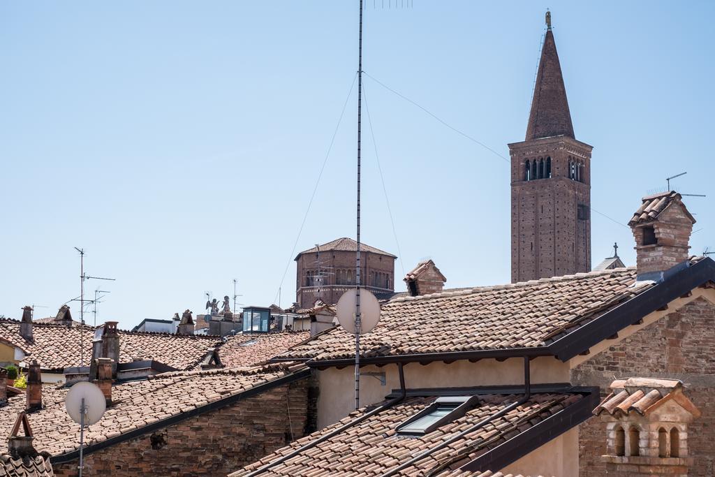 Camera Singola con Bagno in Comune