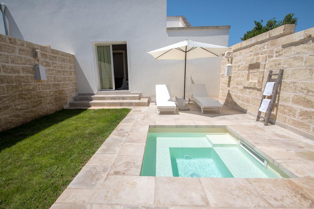 Deluxe Double Room Hot Tub