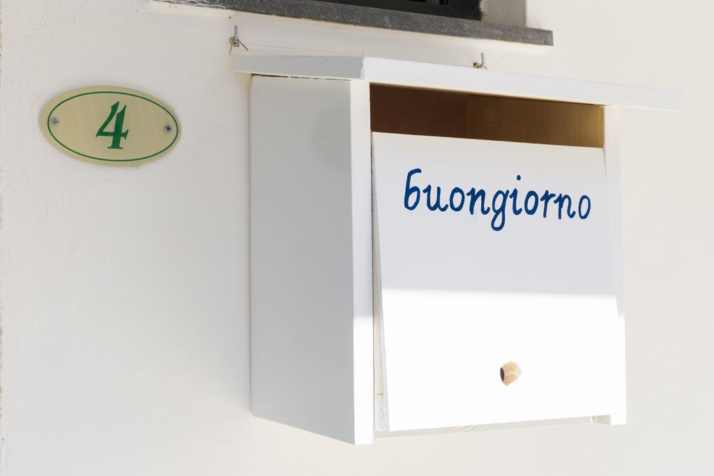 Appartamento Monolocale con Terrazza e Vista Mare
