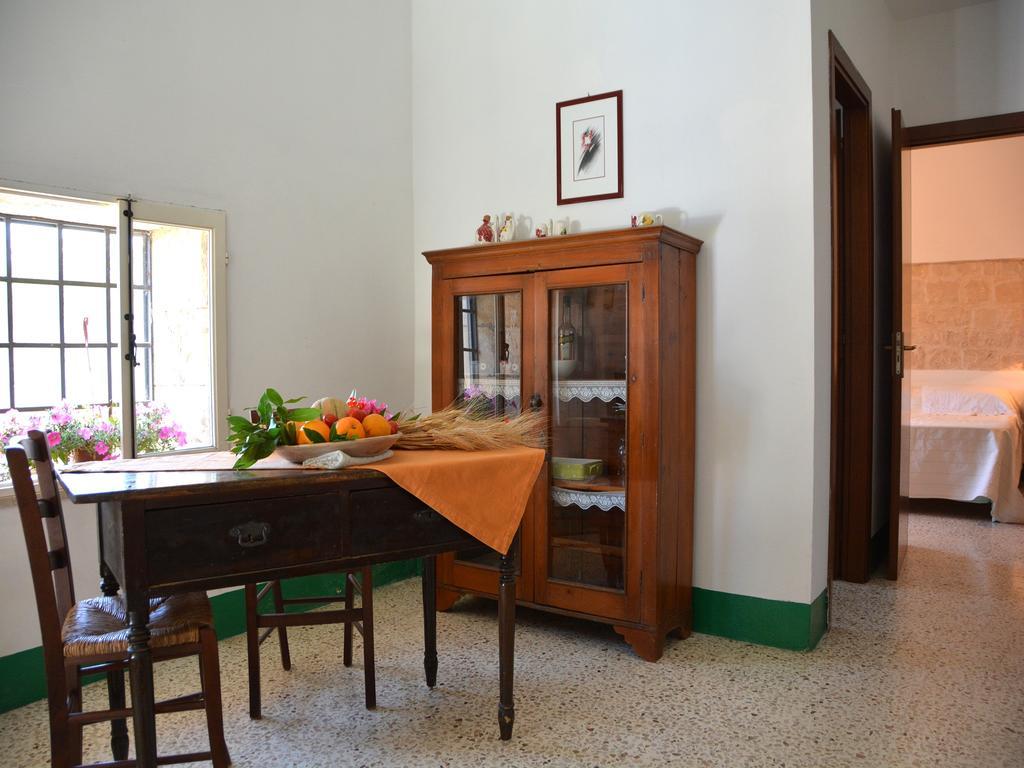 One-Bedroom House,442057035:JPEG