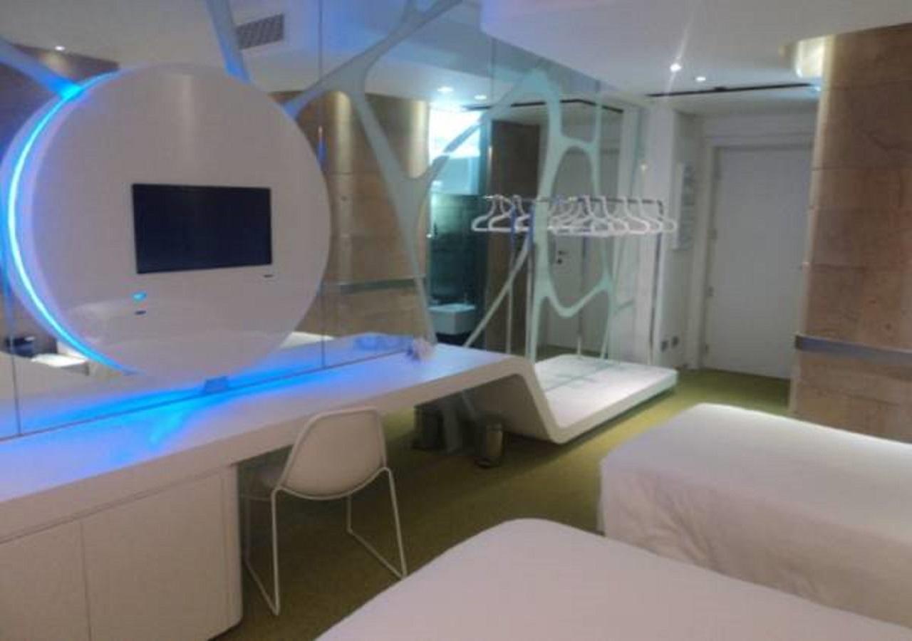 Large Single Room,510820965:JPEG