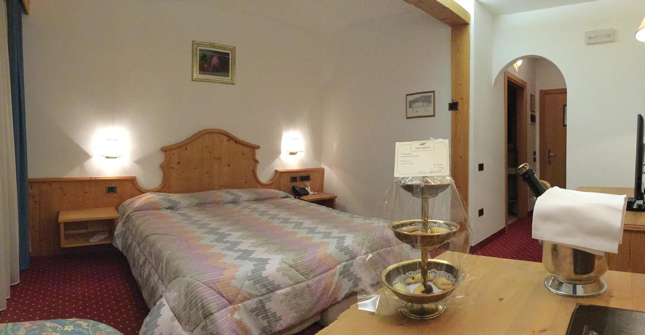Single Room Balcony,738348043:JPEG