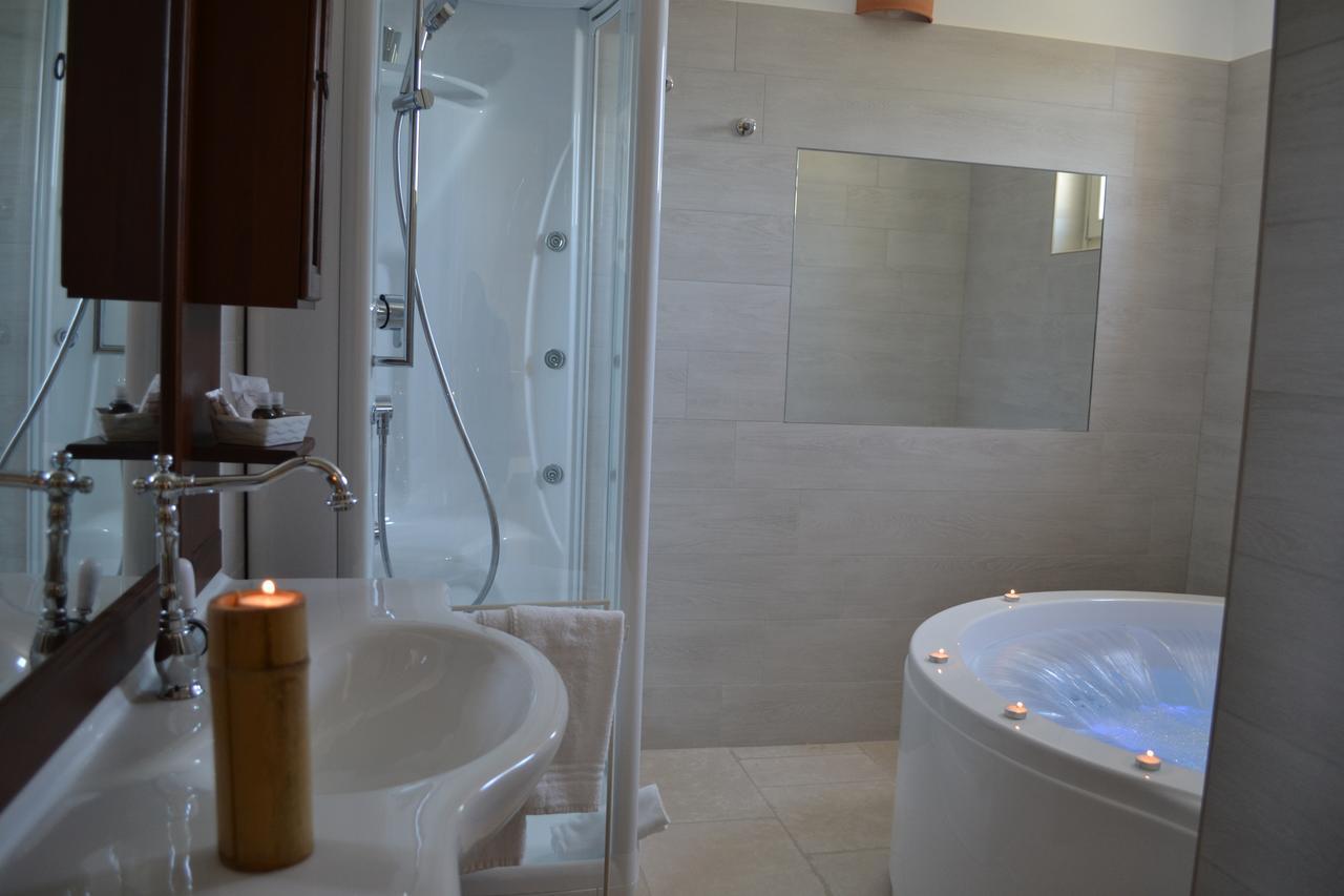 Suite Hot Tub