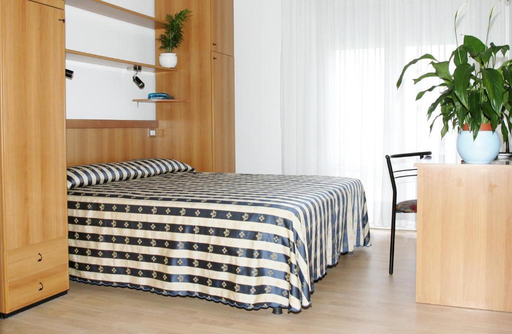 Familienzimmer (2 Erwachsene + 2 Kinder)