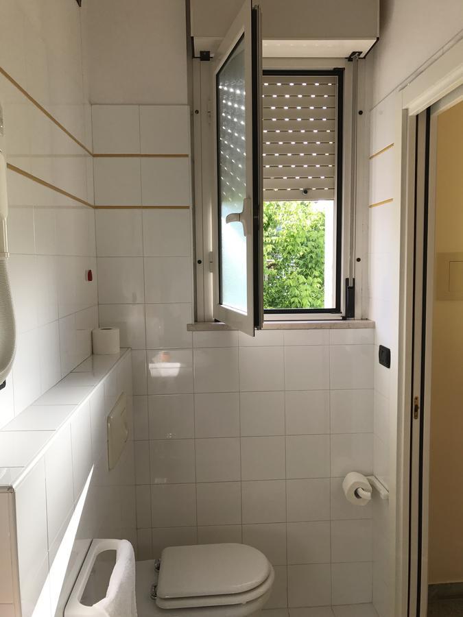Small Double Room,600882093:JPEG