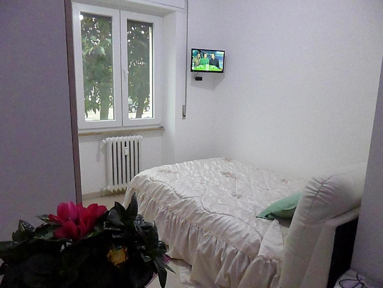 Single Room Private Bathroom