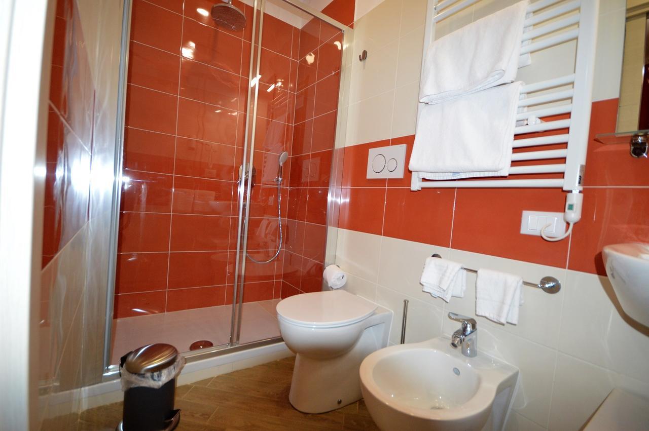 Double Room Private Bathroom